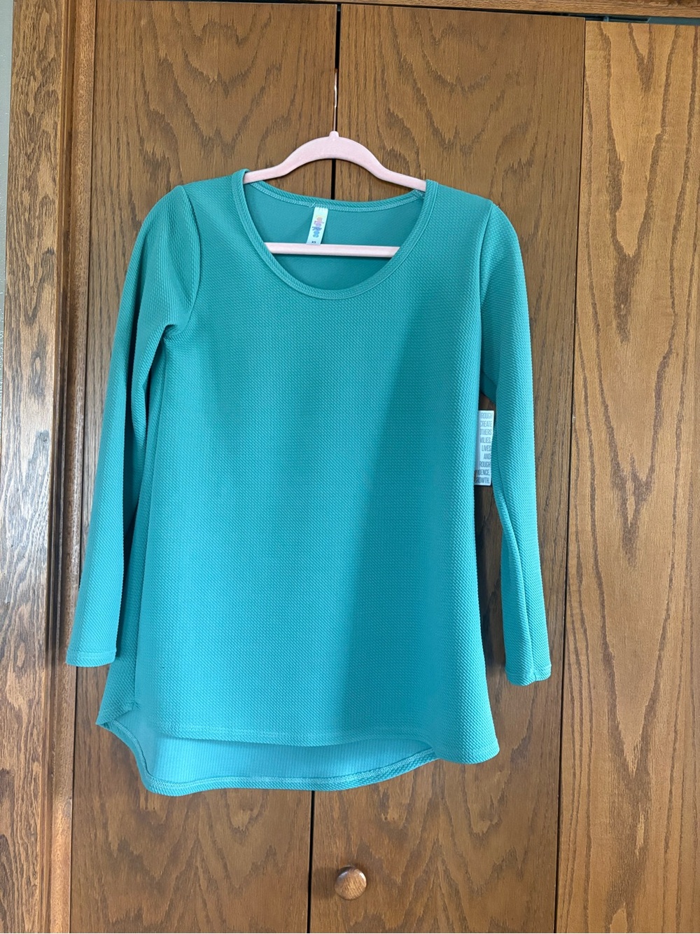 LuLaRoe Light Green Long Sleeve Scoop Neck Tunic